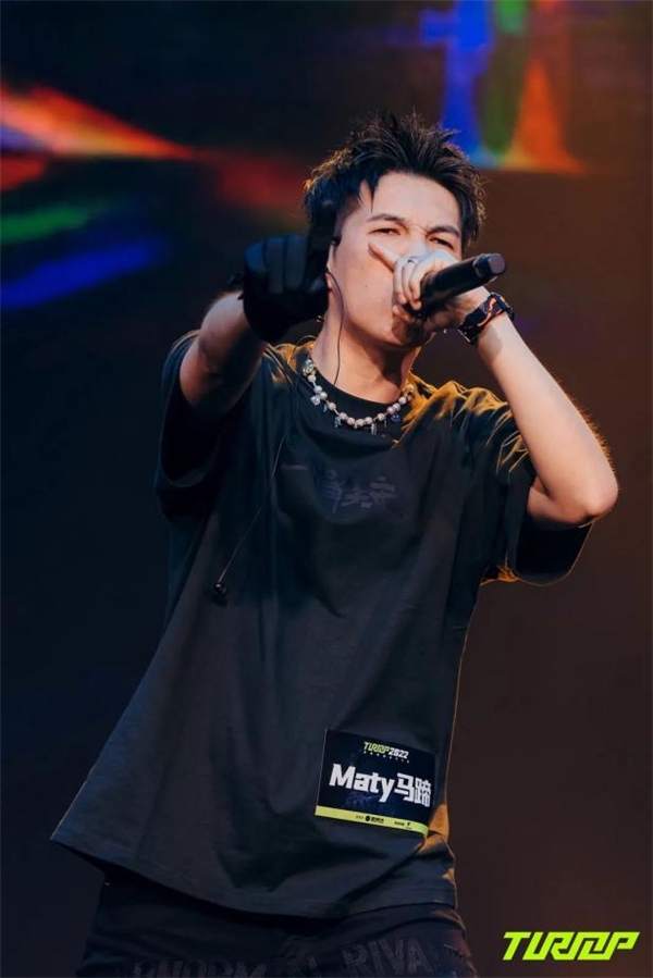 马德里竞技训练开放日,今夜刷新队史纪录引欢呼,荷甲在即,控场能力受关注 马德里竞技训练开放日,今夜刷新队史纪录引欢呼,荷甲在即,控场能力受关注