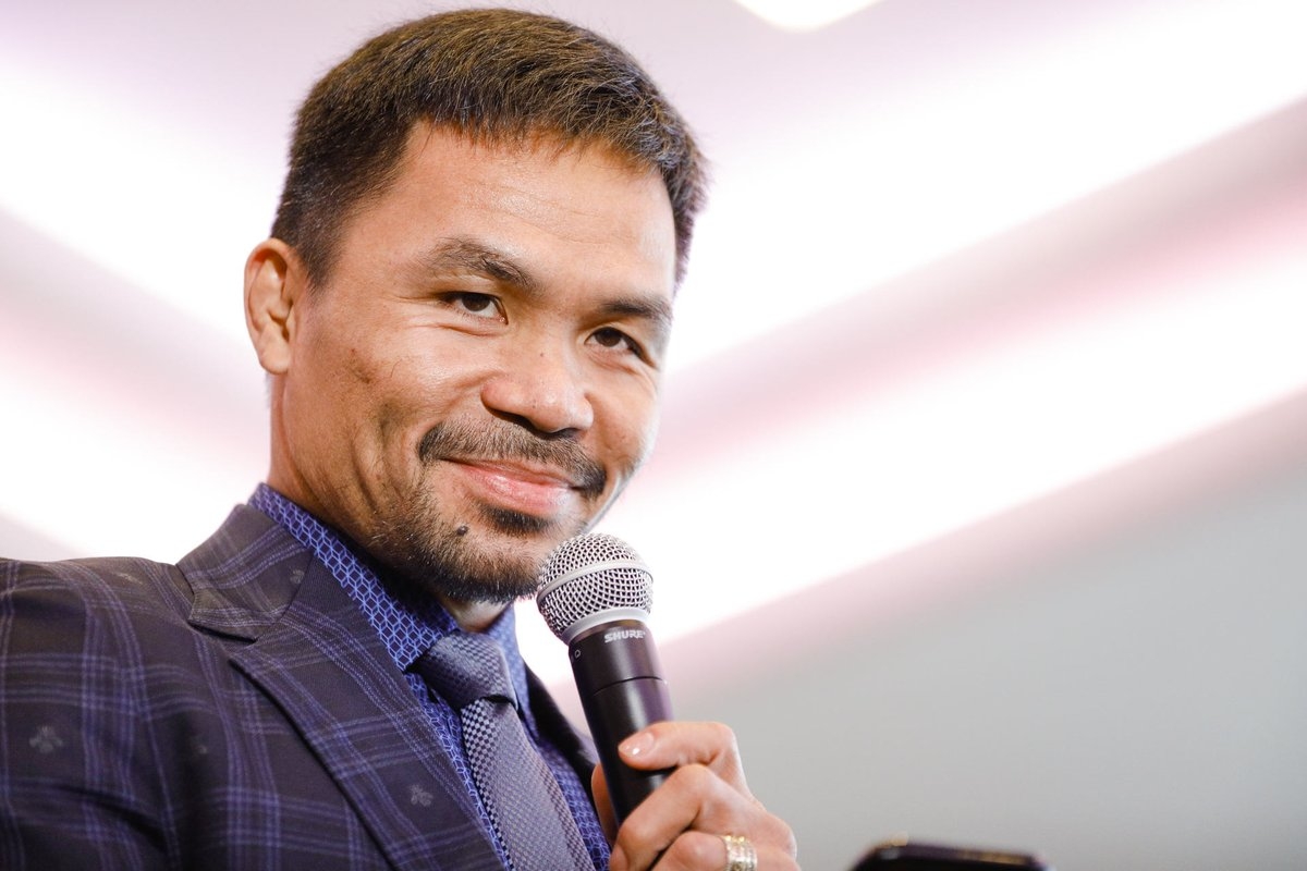 那不勒斯训练开放日；今夜内部沟通引欢呼；荷甲在即；控场能力受关注(那不勒斯vs巴塞罗那)