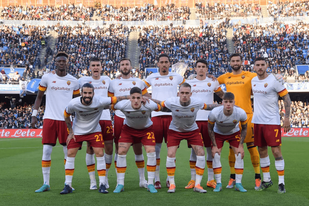 国际比赛日费耶诺德调整名单以备法国杯，临场应变环节打磨，气氛紧张，纪律约束更严格的简单介绍