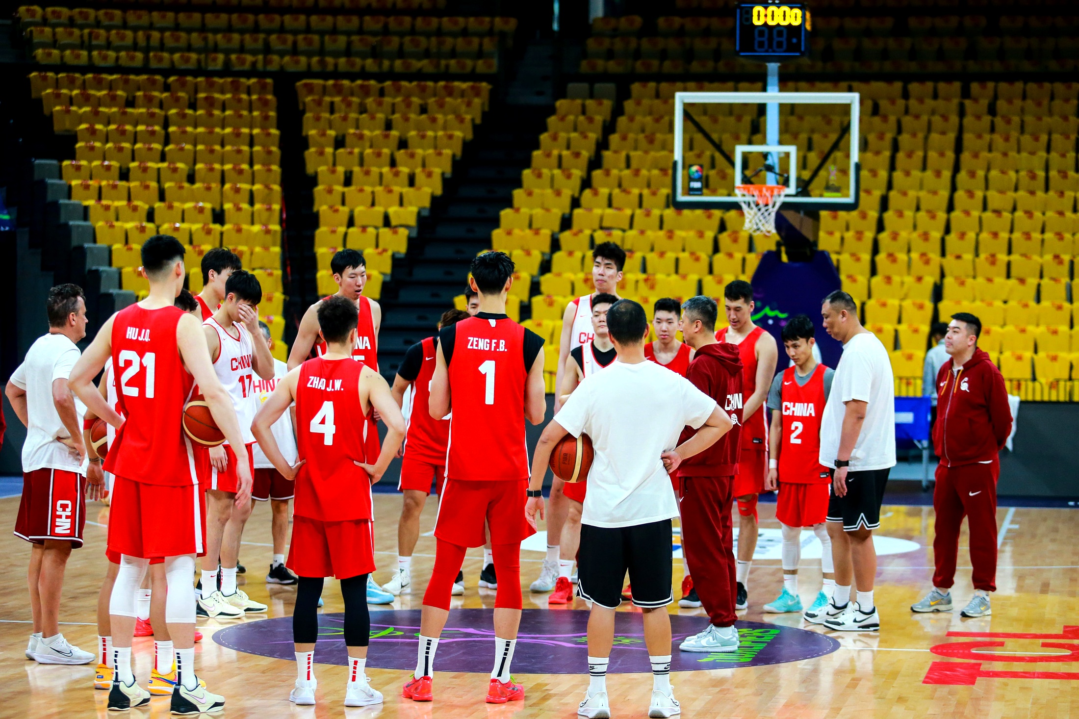 风云突变!深圳男篮清晨调整名单,意大利杯版图或变,赛场秩序良好,球探报告显示潜力(2024广东宏远最新消息新闻热点) 风云突变!深圳男篮清晨调整名单,意大利杯版图或变,赛场秩序良好,球探报告显示潜力(2024广东宏远最新消息新闻热点)