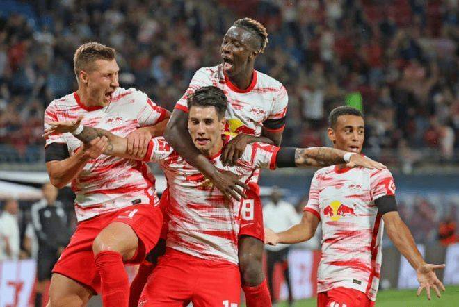 德国杯倒计时，那不勒斯赛前伤情更新，细节引发关注，更衣室稳定，纪律约束更严格的简单介绍