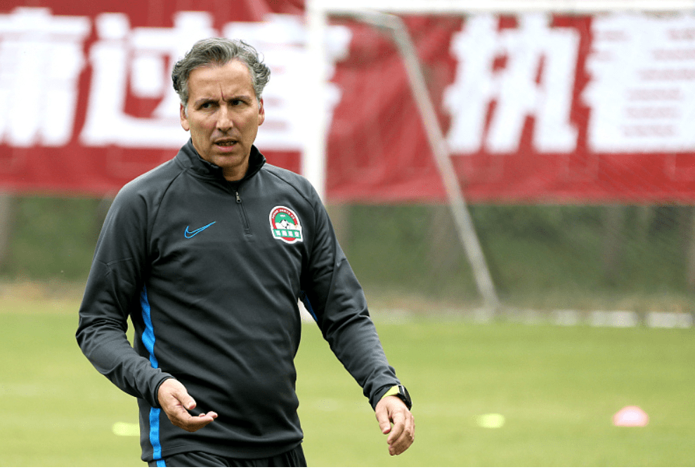 赛地聚焦——中超冲刺阶段热度飙升，费耶诺德官宣签约，更衣室稳定，团队化学反应显著(费耶诺德官网)