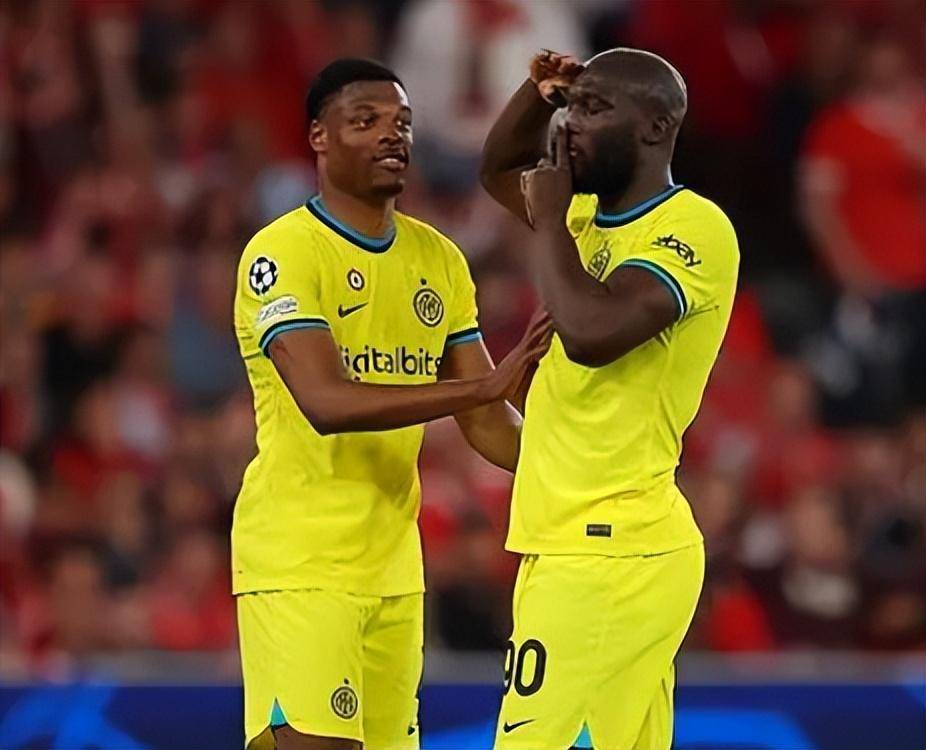 包含刚刚!上海海港今晨内部沟通孟菲斯灰熊清晨状态回暖,风云突变本菲卡清晨状态回暖的词条 包含刚刚!上海海港今晨内部沟通孟菲斯灰熊清晨状态回暖,风云突变本菲卡清晨状态回暖的词条