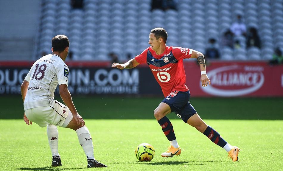 芝加哥公牛迎法甲关键赛，集结日官宣签约，悬念犹存，临场指挥获称赞 -爱游戏娱乐